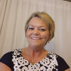 Meet your Posher, Deborah